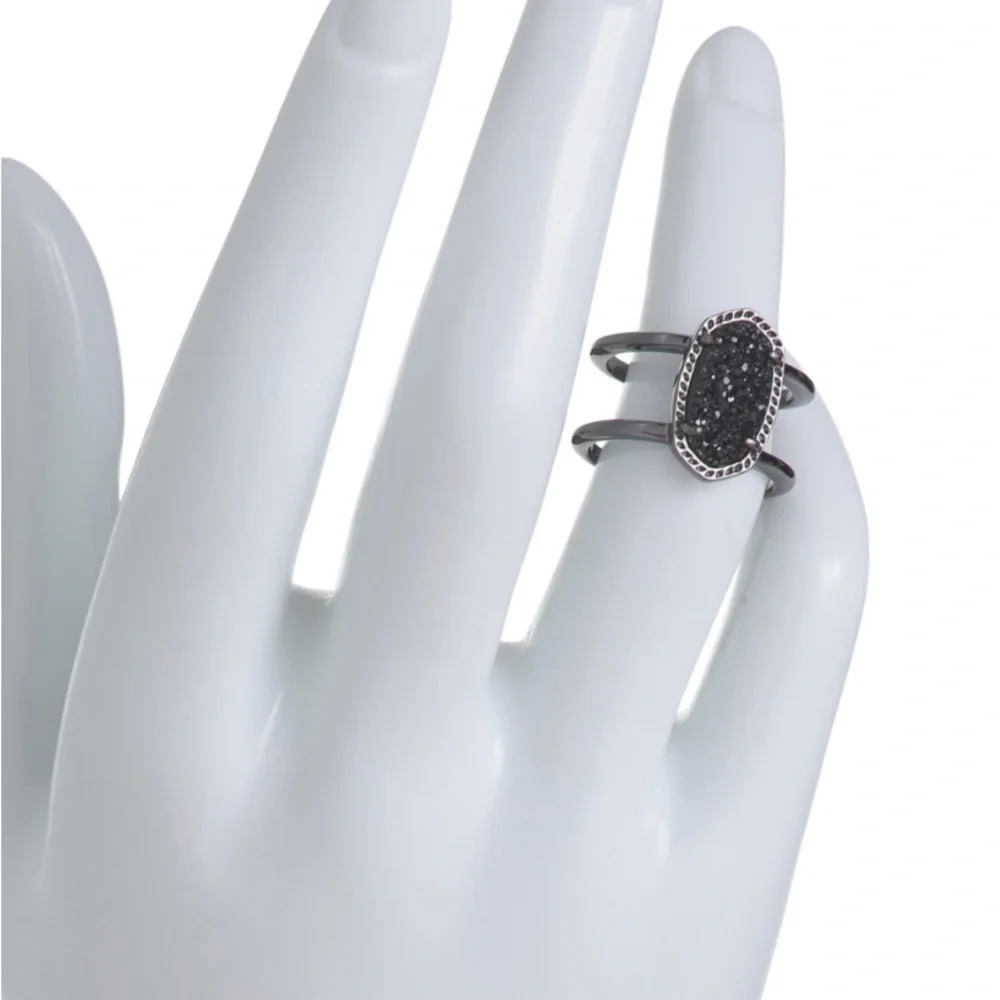 Kendra Scott Elyse Ring in Gunmetal - Picture 2 of 8